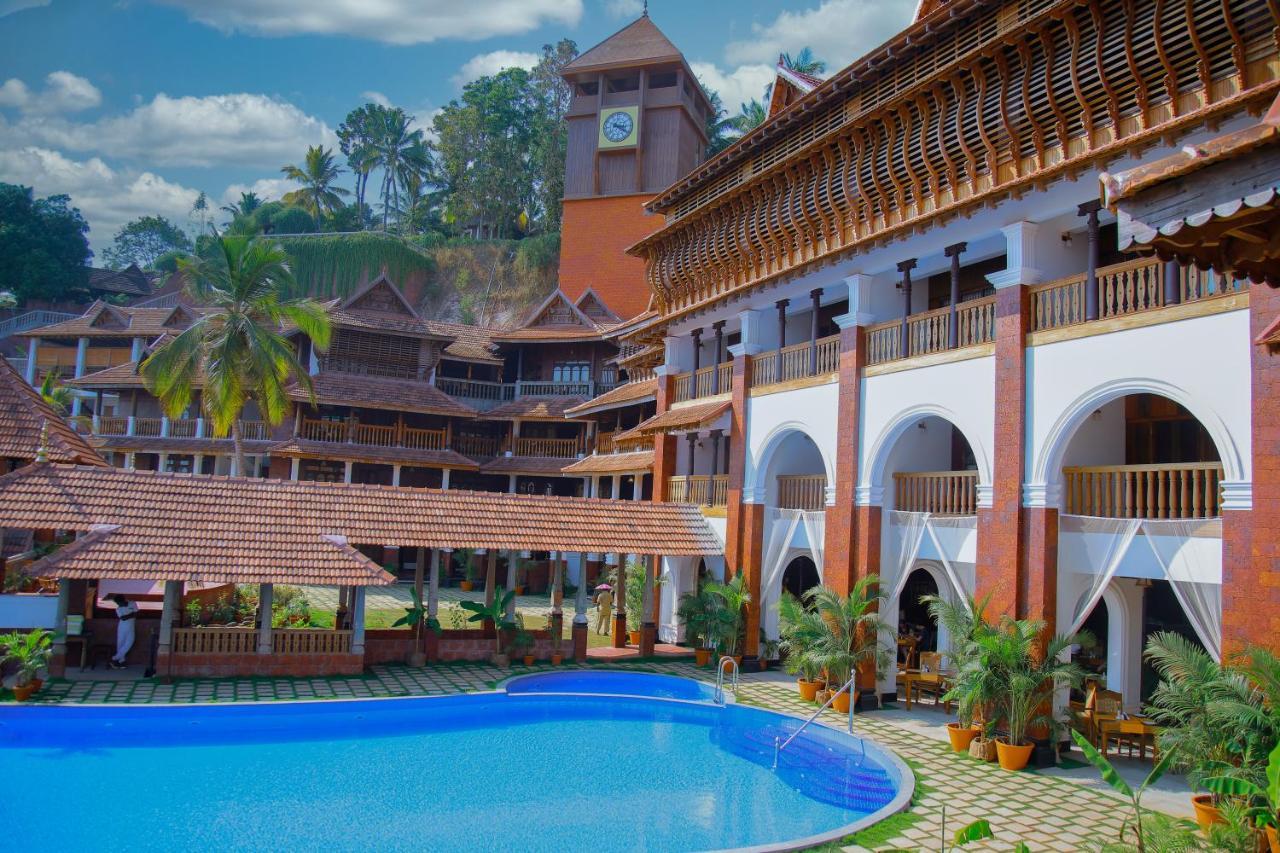 Ayursoma Ayurveda Royal Retreat Hotel Kovalam Exterior foto